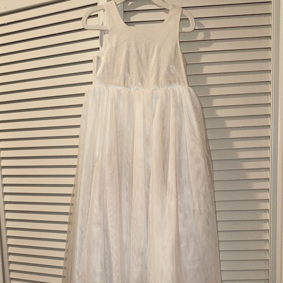 Show me your MuMu Mini flower girl Dress with bow in back 5T - Picture 3 of 11